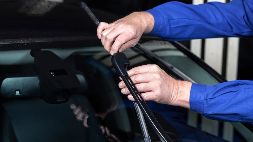 kontrola stieračov na aute