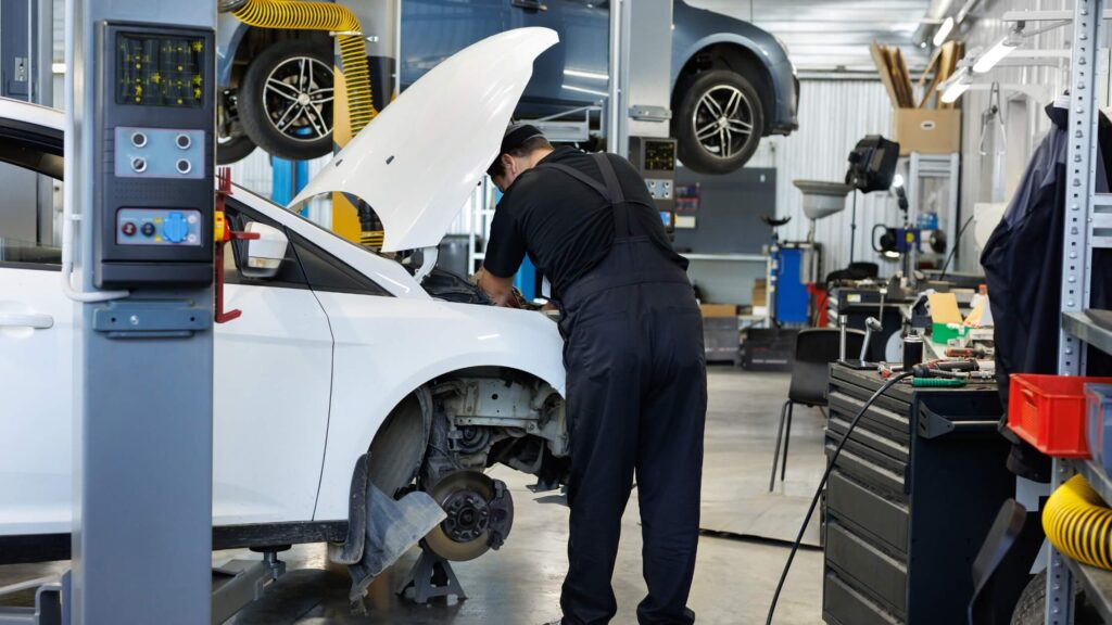 životnosť auta: auto v servise